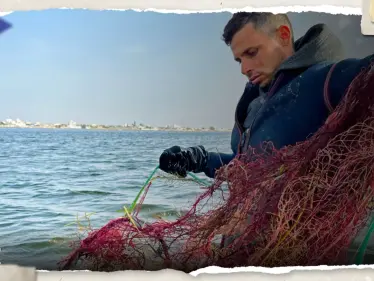 أخرج ما لم يكن متوقعاً.. تونسي يُلقي شباكه في البحر ليُصدم بـ "فاجعة أليمة" - وكالة ستيب نيوز