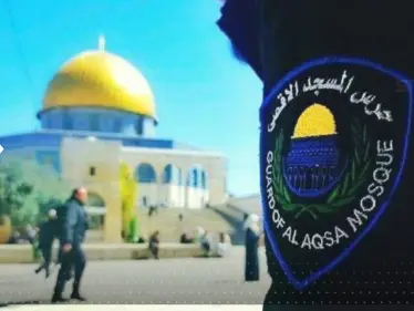 كان مرتدياً زياً مدنياً.. حراس الأقصى يكتشفون مستوطناً كان يحمل سكيناً - وكالة ستيب نيوز