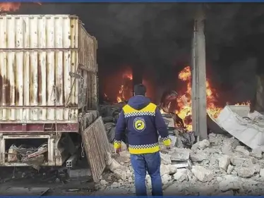 بالفيديو|| انفجار يهز مدينة الباب شرقي حلب والتحقيقات جارية .. والنظام والروس يتناوبون على قصف جبل الزاوية - وكالة ستيب نيوز