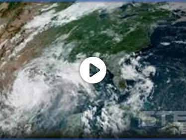 بالفيديو|| لأول مرة منذ 50 عاماً.. 5 أعاصير تضرب سواحل أمريكا - وكالة ستيب نيوز