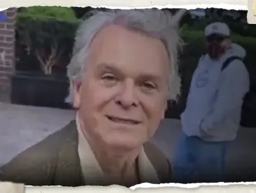 بالفيديو|| مستشار سابق لرئيس أمريكي "يستفز" عامل مصري في نيويورك بعبارات "مهينة" للنبي محمد - وكالة ستيب نيوز