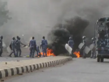 قتلى وجرحى في السودان على يد عناصر الأمن، والسلطات تفرض حظر تجول - وكالة ستيب نيوز