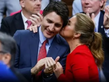 بعد زواج دام 18 عاماً.. رئيس الوزراء الكندي يعلن انفصاله عن قرينته ويوجه طلباً - وكالة ستيب نيوز