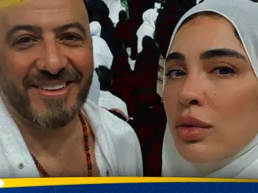 ظهرت بأظافر صناعية وتاتو.. زوجة المخرج مجدي الهواري تثير الجدل أثناء أدائها العمرة - وكالة ستيب نيوز