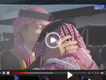 شاهد ماذا أهدى الملك الأردني نجله الأمير الحسين بمناسبة زفافه (فيديو) - وكالة ستيب نيوز
