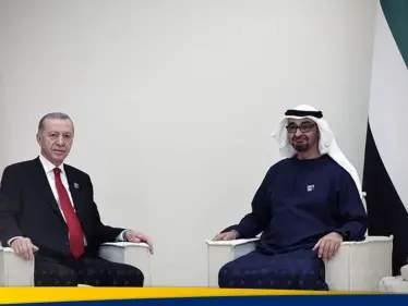 رئيس الإمارات يصل تركيا وملفات مهمة على الطاولة - وكالة ستيب نيوز