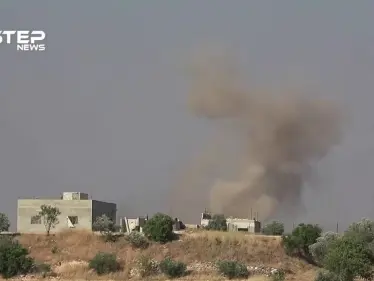 شاهد قصف مدفعي وصاروخي يستهدف أطراف قرية الزكاة بحماة بالتزامن مع تحليق لطيران الاستطلاع الروسي - وكالة ستيب نيوز