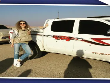 شاهد بالصور|| مغنية روسية تستعرض صورها من مدينة تدمر - وكالة ستيب نيوز