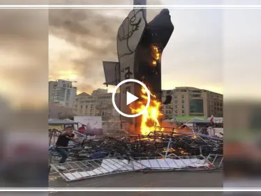 شاهد بالفيديو|| هذا ما فعله ثوار لبنان بعد أن أحرق مجهولون مجسم "نبض الثورة" وسط بيروت - وكالة ستيب نيوز