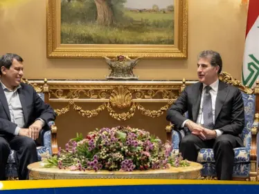 رئيس إقليم كردستان وقائد "قسد" يؤكدان أهمية مشاركة الكرد وجميع مكونات سوريا بالحكم - وكالة ستيب نيوز