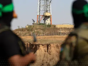 قيادي كبير في حماس يكشف تغييراً حدث في "اللحظة الاخيرة" قبل بدء عملية "طوفان الأقصى" - وكالة ستيب نيوز