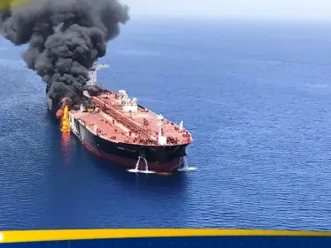 بصواريخ بحرية.. ميليشيا الحوثي تعلن استهداف سفينة أمريكية في خليج عدن - وكالة ستيب نيوز