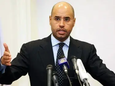 أنصار سيف الإسلام القذافي يحتفلون في سبها بعد عودته لسباق الانتخابات الرئاسية - وكالة ستيب نيوز