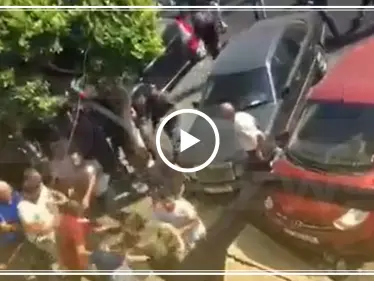 مشاهد إجرامية.. عناصر "حركة أمل" يعتدون على المتظاهرين جنوب لبنان (فيديو) - وكالة ستيب نيوز