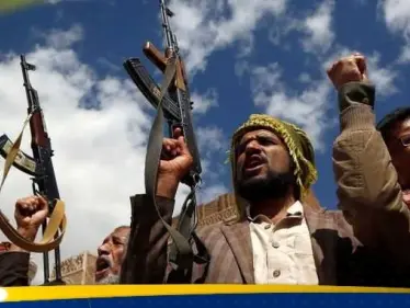 ميليشيا الحوثي تكشف الطريقة الوحيدة التي ستوقفها عن استهداف سفن الشحن بالصواريخ - وكالة ستيب نيوز