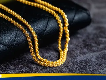 أونصة الذهب تتجاوز 4400 دولار وتسجل أعلى مستوى تاريخي - وكالة ستيب نيوز