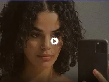 بالفيديو|| عقب انضمامها لموقع إباحي.. رهف القنون تثير الغضب في السعودية وتنشر فيديوهات جريئة - وكالة ستيب نيوز