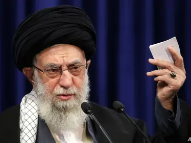 خامنئي يكشف "السر العظيم" وراء دوام الجمهورية الإسلامية الإيرانية رغم التنبؤ بزوالها - وكالة ستيب نيوز