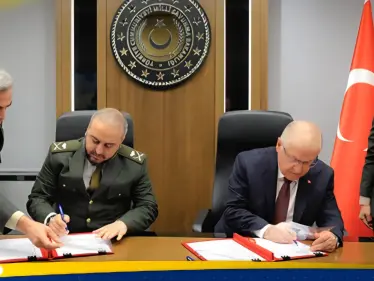 سوريا وتركيا توقعان مذكرة تفاهم بشأن التدريب والاستشارات العسكرية  - وكالة ستيب نيوز
