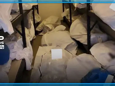 مشاهد صادمة لتراكم جثث موتى فيروس "كورونا" في وحدة تجميد بمشفى أمريكي - وكالة ستيب نيوز