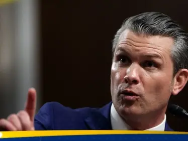 شاهد|| كلمة عربية على ذراع وزير الدفاع الأمريكي تثير تفاعلا على التواصل الاجتماعي - وكالة ستيب نيوز