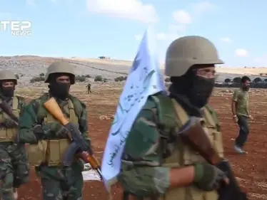 جانب من تخريج دورة الشهيد عبد الباسط الساروت لجيش العزة شمال إدلب - وكالة ستيب نيوز