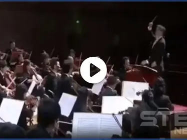 بالفيديو|| السفير الصيني لدى السعودية يهدي المملكة مقطوعة موسيقية.. ويعلق عليها بمثلٍ عربي شعبي - وكالة ستيب نيوز