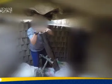 يتناوبون على تلقيمه.. القسام تبث مشاهد لدك تحشدات إسرائيلية بقذائف الهاون - وكالة ستيب نيوز