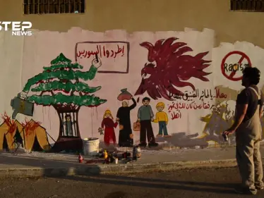 لوحة جدارية من إدلب إلى لبنان بعنوان مهلاً يا طائر الفينيق مهلاً.. رفقًا بمن كان لك في تموز أهلًا - وكالة ستيب نيوز