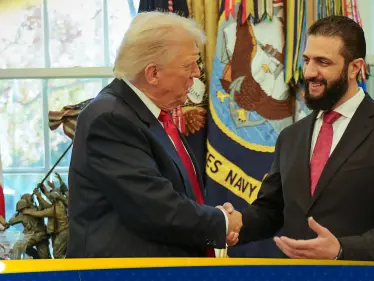 مصادر تكشف عن لقاء جديد بين الشرع وترامب.. واحتمالية عقده في دمشق - وكالة ستيب نيوز