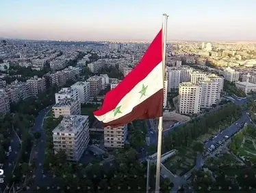 بعد يومٍ كامل من القصف الإسرائيلي على غربي حماة.. النظام السوري يعلق ويوجه رسالة تحذير - وكالة ستيب نيوز