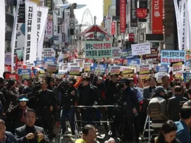 بالفيديو|| زلزال بقوة 6 درجات يضرب العاصمة اليابانية والسُلطات تتحدث عن مصير المنشآت النووية - وكالة ستيب نيوز