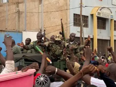 قتلى وجرحى في صفوف الجيش المالي بهجومٍ مسلح لمتطرفين على وحدة عسكرية - وكالة ستيب نيوز