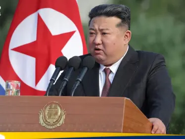 زعيم كوريا الشمالية يتفقد المدمّرة تشوي هون إلى أي حد تمثّل قفزة بحريّة في قدرات الأسطول الكوري؟ - وكالة ستيب نيوز