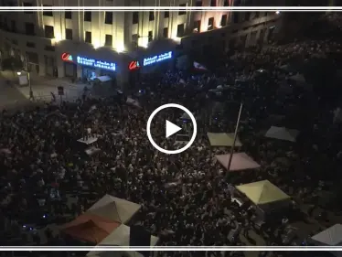 شاهد بالفيديو || في "أحد الوحدة" آلاف اللبنانيين يواصلون التظاهر - وكالة ستيب نيوز