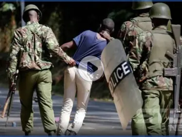 بالفيديو|| جلدوها وسحلوها بدراجة نارية في كينيا.. هذا ما فعله رجال الشرطة بفتاة - وكالة ستيب نيوز