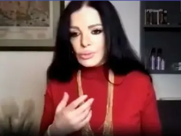 بالفيديو|| نضال الأحمدية تسيء للسوريين بلبنان "بقرف منكم".. وموجة غضب على مواقع التواصل الاجتماعي - وكالة ستيب نيوز