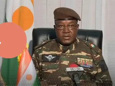 بعد مغادرة الجيش الفرنسي.. واشنطن تعتبر رسمياً استحواذ العسكريين على السلطة في النيجر انقلاباً - وكالة ستيب نيوز