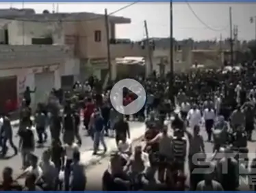 بالفيديو|| "ضبي كلابك يا إيران".. مظاهرة بالآلاف في بصرى الشام هي الأكبر من نوعها منذ أعوام - وكالة ستيب نيوز