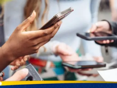 الاتحاد الأوروبي يدرس فرض حد أدنى لسن مستخدمي وسائل التواصل - وكالة ستيب نيوز