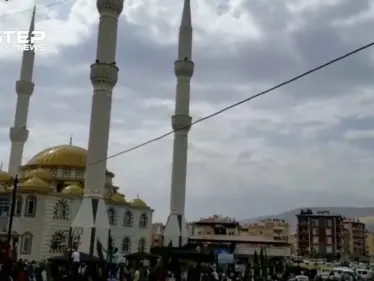 موكب تشييع الشهيد حارس الثورة عبد الباسط الساروت في مدينة الريحانية بتركيا - وكالة ستيب نيوز