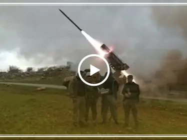 شاهد بالفيديو||قتلى في صفوف قوات النظام السوري بهجوم مباغت لفصائل المعارضة.. وقصف على القرداحة - وكالة ستيب نيوز