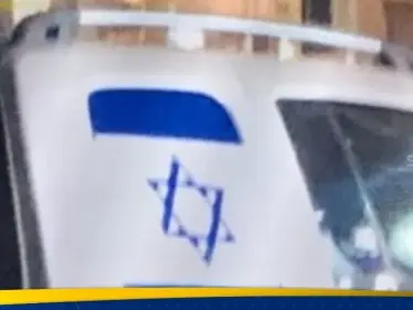 بالفيديو|| سيارة ترفع علم إسرائيل في مصر تصدم المارة - وكالة ستيب نيوز