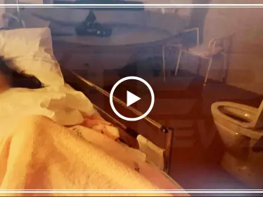 شاهد بالفيديو|| مشفى بالسويد يضع امرأة سورية داخل حمام بعد إجراءها عمل جراحي خطير - وكالة ستيب نيوز