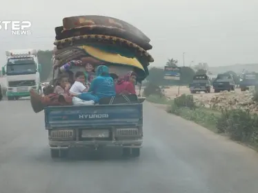 استمرار نزوح مئات العائلات من ريف إدلب جراء هجمات نظام الأسد وحليفته روسيا - وكالة ستيب نيوز