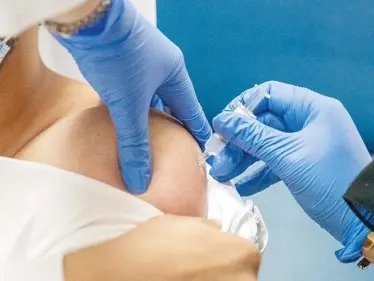 الأولى عالمياً.. دولة عربية تتصدر قائمة التطعيم ضد كورونا - وكالة ستيب نيوز