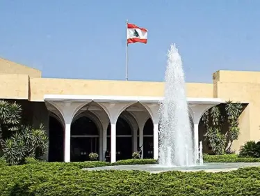 عودٌ على بدء.. الرئاسة اللبنانية تحدد موعداً للاستشارات النيابية لتكليف رئيس جديد للوزراء خلفاً للحريري - وكالة ستيب نيوز