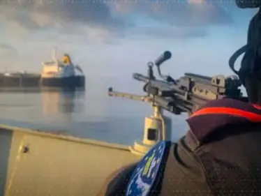 القوات البحرية الأوروبية تسيطر على سفينة قراصنة إيرانية الصنع ... ماذا حدث؟! - وكالة ستيب نيوز