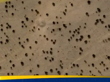 قرب موقع إنقاذ الطيار الأمريكي.. صور الأقمار الصناعية تكشف أمرا غريبا - وكالة ستيب نيوز