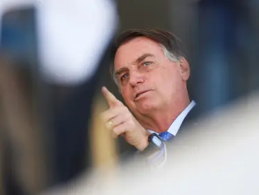 بسبب إصابة قديمة.. نقل الرئيس البرازيلي إلى المستشفى بشكل طارئ - وكالة ستيب نيوز